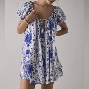 Floral Blue and White Women's dress